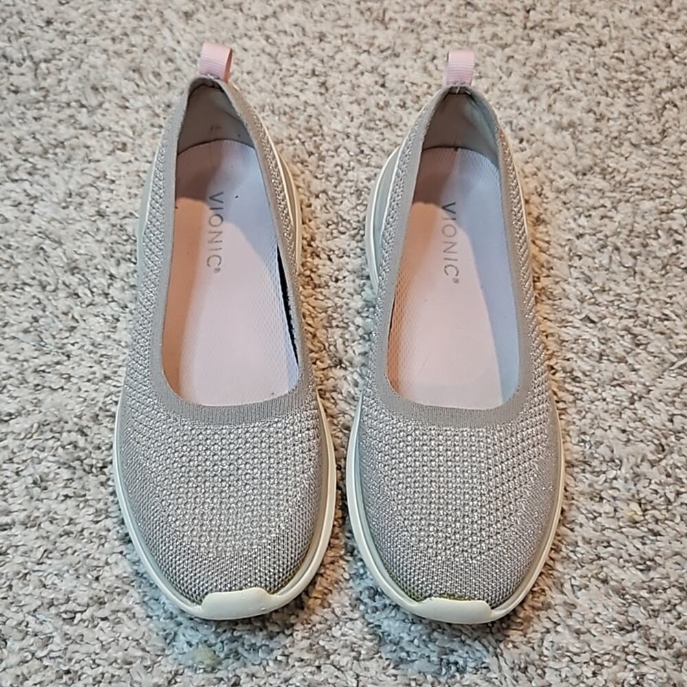 Vionic Kallie Silver Grey Sparkly Slip On Comfort Walking Shoes Women’s Size 7